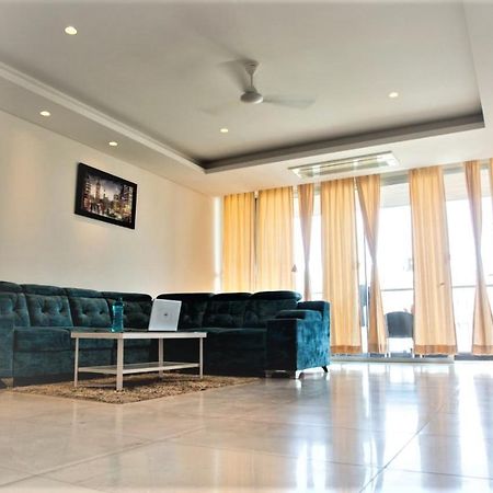 Guest House Service Apartments 푸네 외부 사진